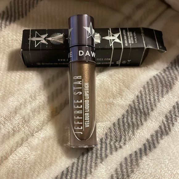 NIB Jeffree Star Velour Liquid Lipstick in Shane Sold Out Color - Picture 1 of 5